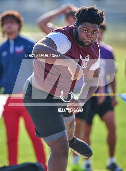 Thumbnail 3 in Jersey Village Falcon Relays (Shot Put) photogallery.
