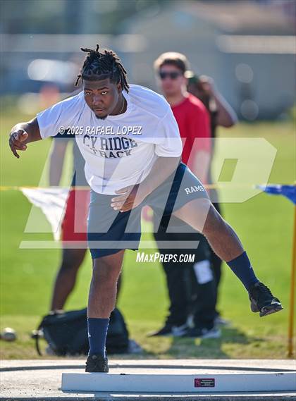 Thumbnail 1 in Jersey Village Falcon Relays (Shot Put) photogallery.