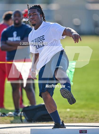 Thumbnail 3 in Jersey Village Falcon Relays (Shot Put) photogallery.
