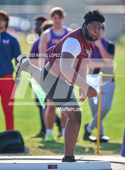 Thumbnail 1 in Jersey Village Falcon Relays (Shot Put) photogallery.