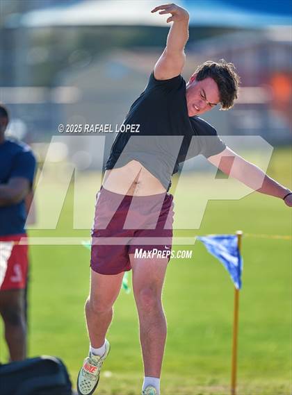 Thumbnail 2 in Jersey Village Falcon Relays (Shot Put) photogallery.