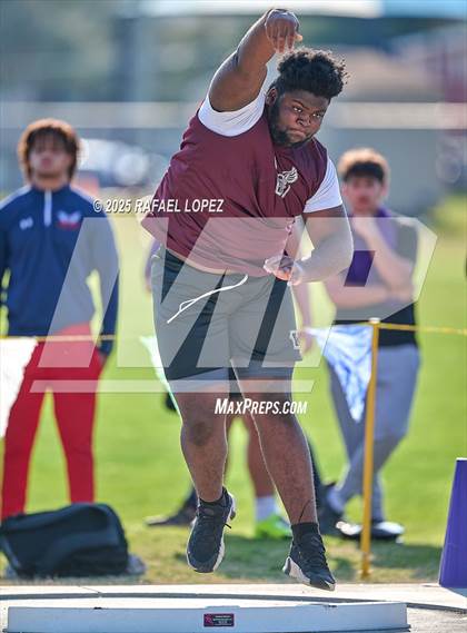 Thumbnail 3 in Jersey Village Falcon Relays (Shot Put) photogallery.