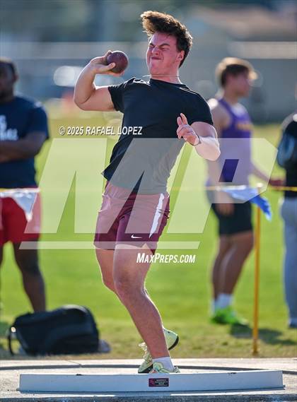 Thumbnail 1 in Jersey Village Falcon Relays (Shot Put) photogallery.