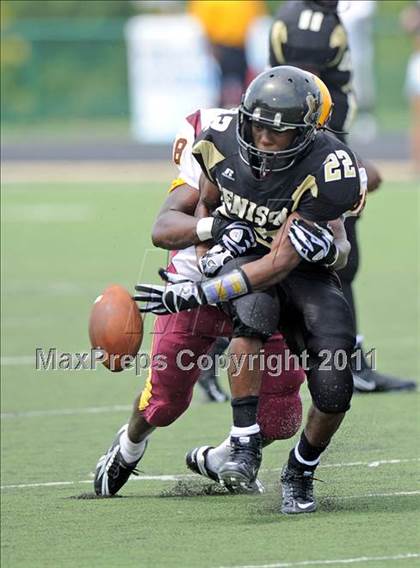 Thumbnail 1 in Glades Central vs. Denison (Florida vs. Texas Football Showcase) photogallery.