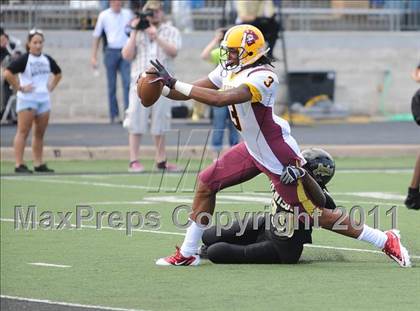 Thumbnail 1 in Glades Central vs. Denison (Florida vs. Texas Football Showcase) photogallery.