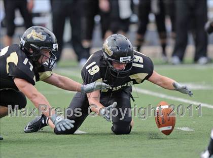 Thumbnail 3 in Glades Central vs. Denison (Florida vs. Texas Football Showcase) photogallery.
