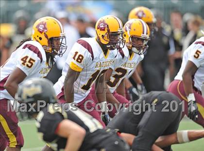 Thumbnail 1 in Glades Central vs. Denison (Florida vs. Texas Football Showcase) photogallery.