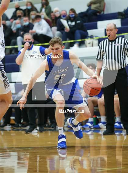 Thumbnail 1 in Pleasant Grove vs. Corner Canyon (CC Winter Invitational) photogallery.