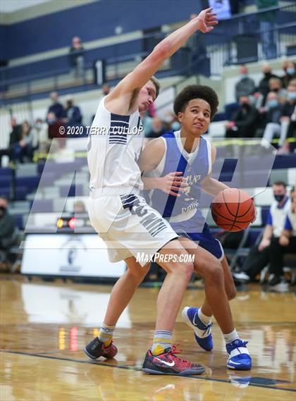 Thumbnail 1 in Pleasant Grove vs. Corner Canyon (CC Winter Invitational) photogallery.