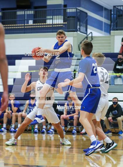Thumbnail 2 in Pleasant Grove vs. Corner Canyon (CC Winter Invitational) photogallery.