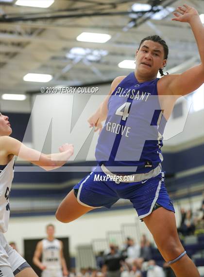 Thumbnail 2 in Pleasant Grove vs. Corner Canyon (CC Winter Invitational) photogallery.