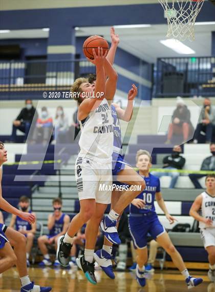 Thumbnail 2 in Pleasant Grove vs. Corner Canyon (CC Winter Invitational) photogallery.