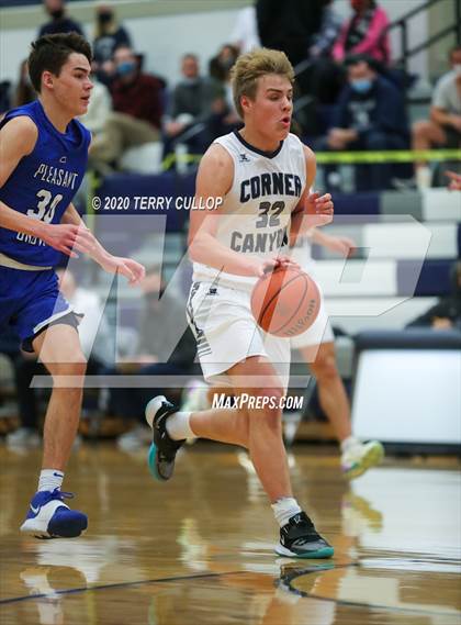 Thumbnail 1 in Pleasant Grove vs. Corner Canyon (CC Winter Invitational) photogallery.