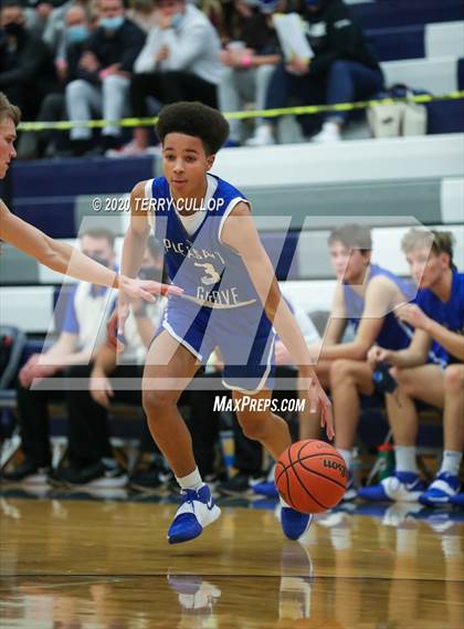 Thumbnail 2 in Pleasant Grove vs. Corner Canyon (CC Winter Invitational) photogallery.
