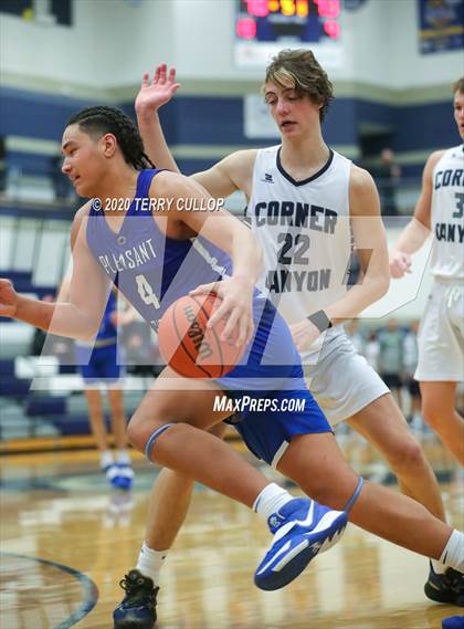 Thumbnail 3 in Pleasant Grove vs. Corner Canyon (CC Winter Invitational) photogallery.