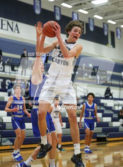 Thumbnail 2 in Pleasant Grove vs. Corner Canyon (CC Winter Invitational) photogallery.