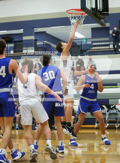 Thumbnail 3 in Pleasant Grove vs. Corner Canyon (CC Winter Invitational) photogallery.