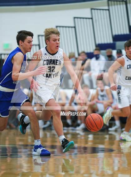 Thumbnail 2 in Pleasant Grove vs. Corner Canyon (CC Winter Invitational) photogallery.