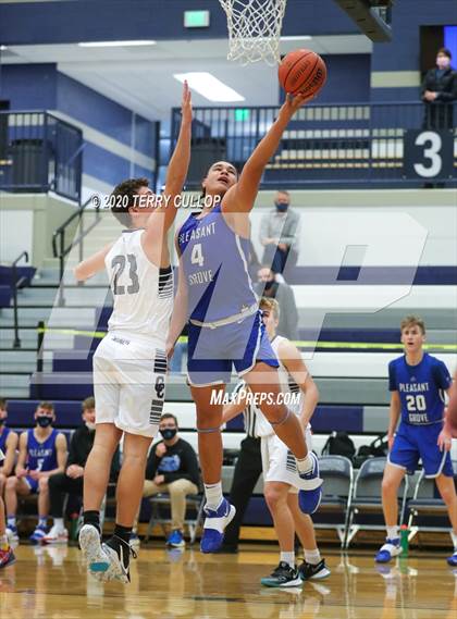 Thumbnail 2 in Pleasant Grove vs. Corner Canyon (CC Winter Invitational) photogallery.