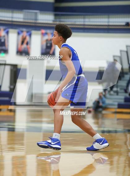 Thumbnail 3 in Pleasant Grove vs. Corner Canyon (CC Winter Invitational) photogallery.