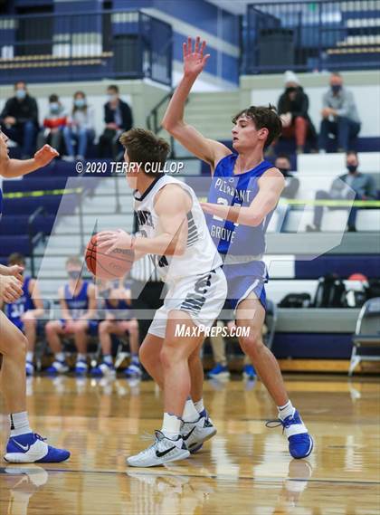Thumbnail 3 in Pleasant Grove vs. Corner Canyon (CC Winter Invitational) photogallery.