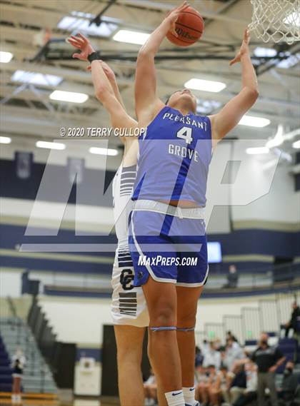 Thumbnail 1 in Pleasant Grove vs. Corner Canyon (CC Winter Invitational) photogallery.