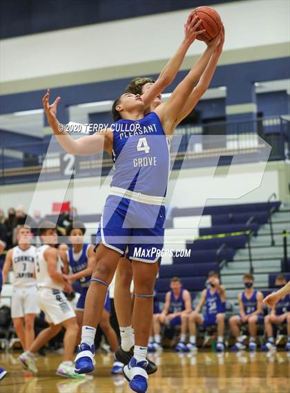 Thumbnail 3 in Pleasant Grove vs. Corner Canyon (CC Winter Invitational) photogallery.