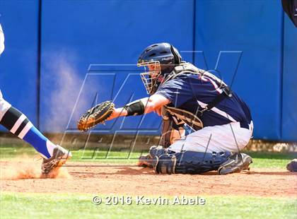 Thumbnail 3 in Saint Viator vs Timberline (Greenway Festival) photogallery.
