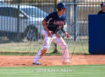 Thumbnail 2 in Saint Viator vs Timberline (Greenway Festival) photogallery.
