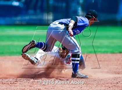 Thumbnail 2 in Saint Viator vs Timberline (Greenway Festival) photogallery.