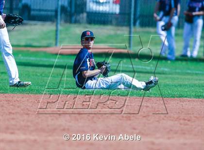 Thumbnail 1 in Saint Viator vs Timberline (Greenway Festival) photogallery.
