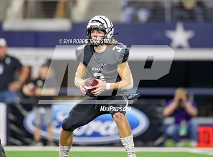 Thumbnail 1 in Pottsboro vs. Grandview (UIL 3A Division 1 Final) photogallery.