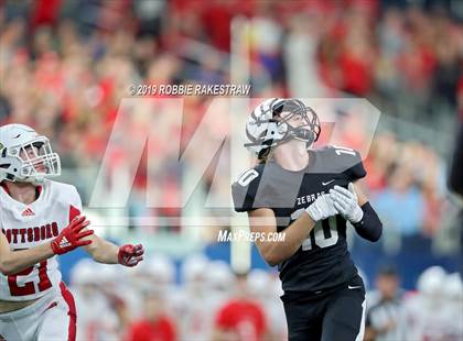 Thumbnail 1 in Pottsboro vs. Grandview (UIL 3A Division 1 Final) photogallery.