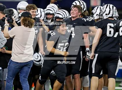 Thumbnail 2 in Pottsboro vs. Grandview (UIL 3A Division 1 Final) photogallery.