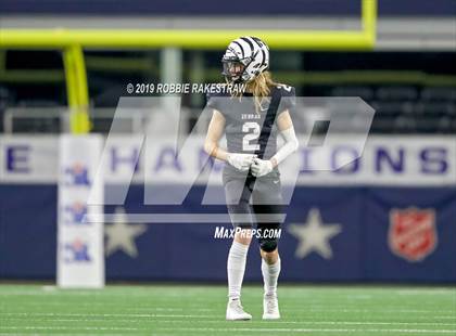 Thumbnail 1 in Pottsboro vs. Grandview (UIL 3A Division 1 Final) photogallery.