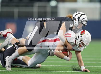 Thumbnail 1 in Pottsboro vs. Grandview (UIL 3A Division 1 Final) photogallery.