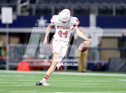 Thumbnail 3 in Pottsboro vs. Grandview (UIL 3A Division 1 Final) photogallery.
