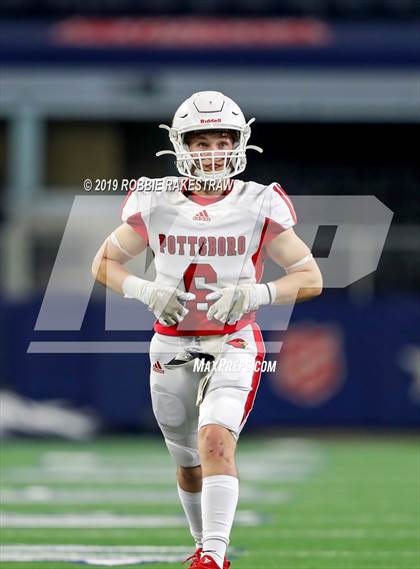 Thumbnail 2 in Pottsboro vs. Grandview (UIL 3A Division 1 Final) photogallery.