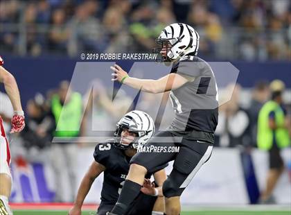 Thumbnail 2 in Pottsboro vs. Grandview (UIL 3A Division 1 Final) photogallery.