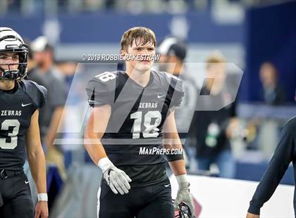 Thumbnail 1 in Pottsboro vs. Grandview (UIL 3A Division 1 Final) photogallery.