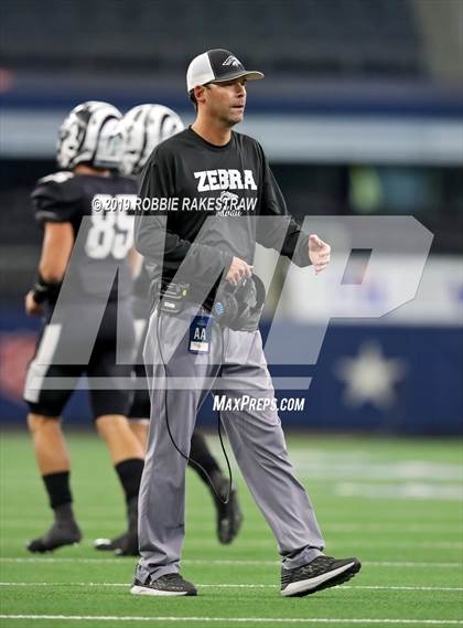 Thumbnail 1 in Pottsboro vs. Grandview (UIL 3A Division 1 Final) photogallery.