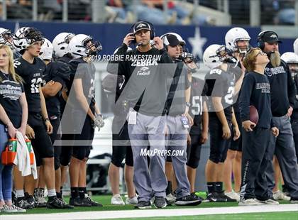 Thumbnail 3 in Pottsboro vs. Grandview (UIL 3A Division 1 Final) photogallery.