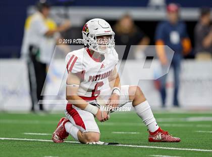 Thumbnail 1 in Pottsboro vs. Grandview (UIL 3A Division 1 Final) photogallery.