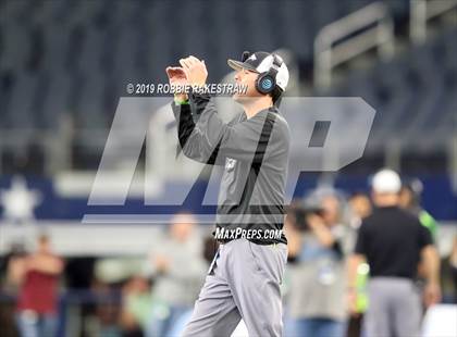 Thumbnail 3 in Pottsboro vs. Grandview (UIL 3A Division 1 Final) photogallery.