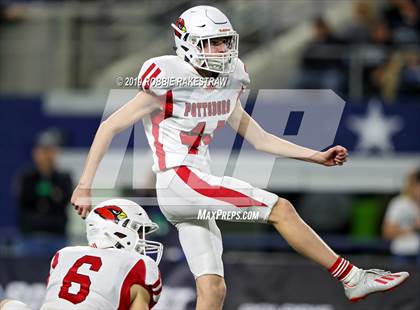 Thumbnail 1 in Pottsboro vs. Grandview (UIL 3A Division 1 Final) photogallery.