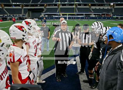 Thumbnail 2 in Pottsboro vs. Grandview (UIL 3A Division 1 Final) photogallery.