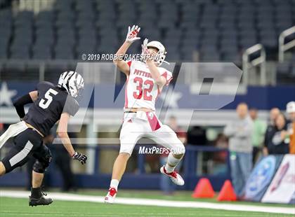 Thumbnail 2 in Pottsboro vs. Grandview (UIL 3A Division 1 Final) photogallery.