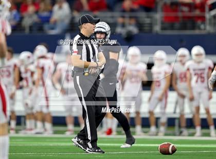 Thumbnail 2 in Pottsboro vs. Grandview (UIL 3A Division 1 Final) photogallery.