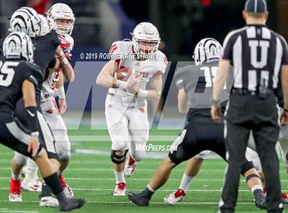 Thumbnail 3 in Pottsboro vs. Grandview (UIL 3A Division 1 Final) photogallery.