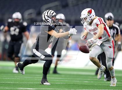 Thumbnail 3 in Pottsboro vs. Grandview (UIL 3A Division 1 Final) photogallery.